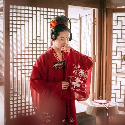 汉服模特