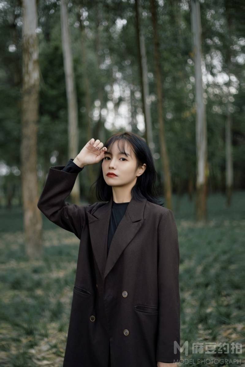 情绪模特