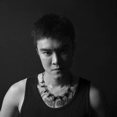 黑白模特