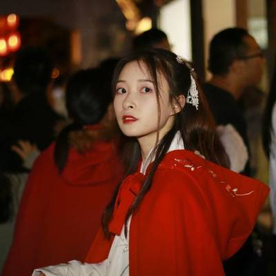 汉服模特