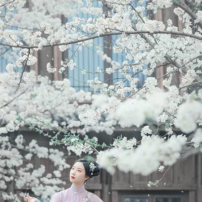 汉服模特