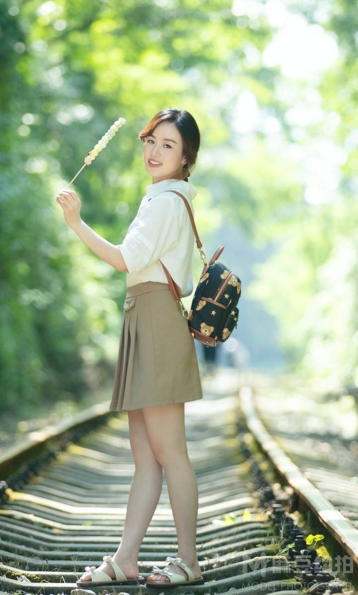 清新模特