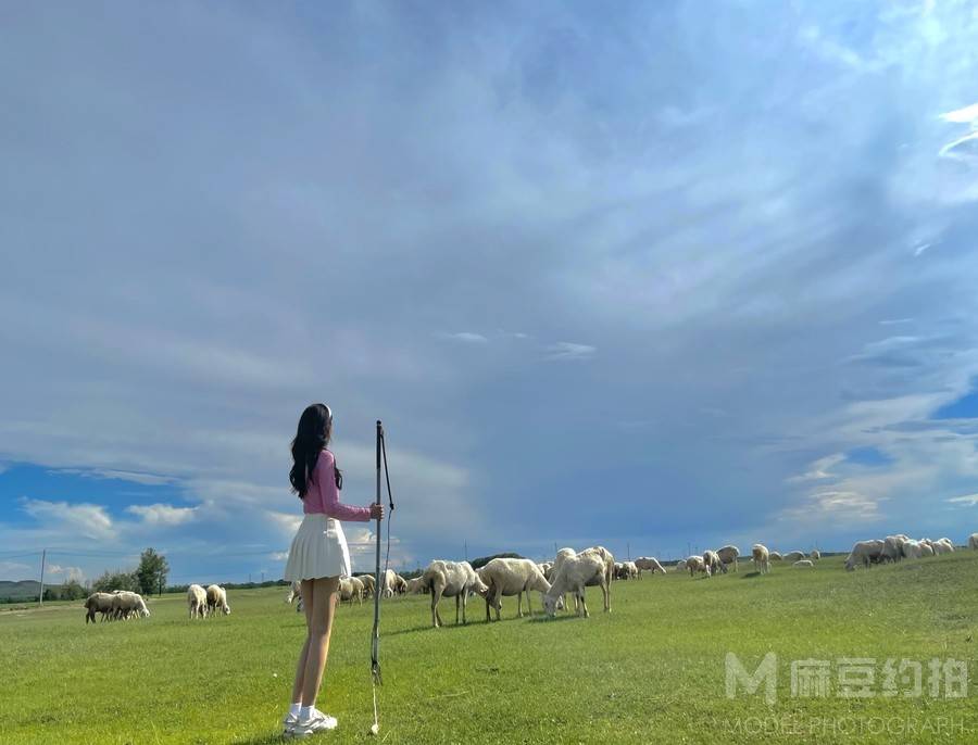 校园模特