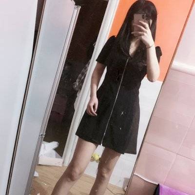 黑白模特