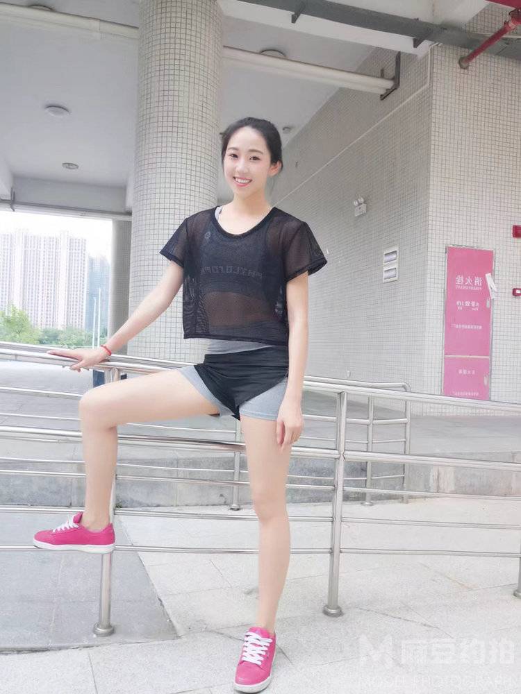 纪实模特