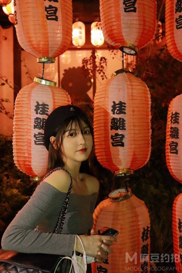 胶片模特