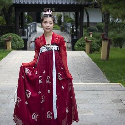 汉服模特