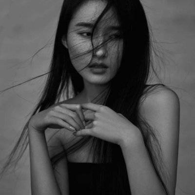 黑白模特