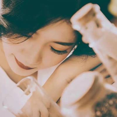 黑白模特