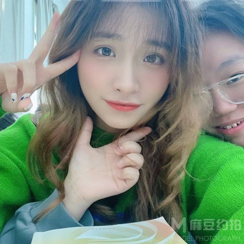 少女模特