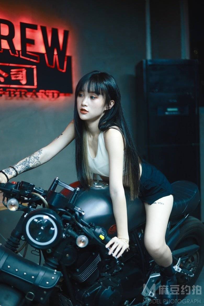 暗黑模特