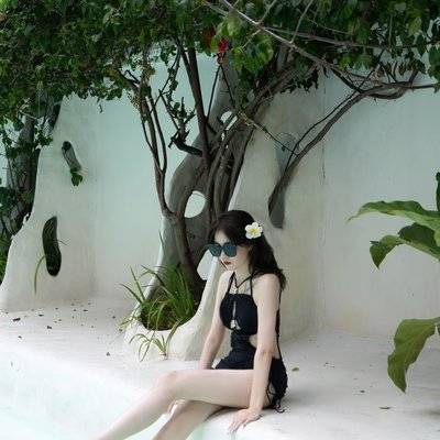 黑白模特
