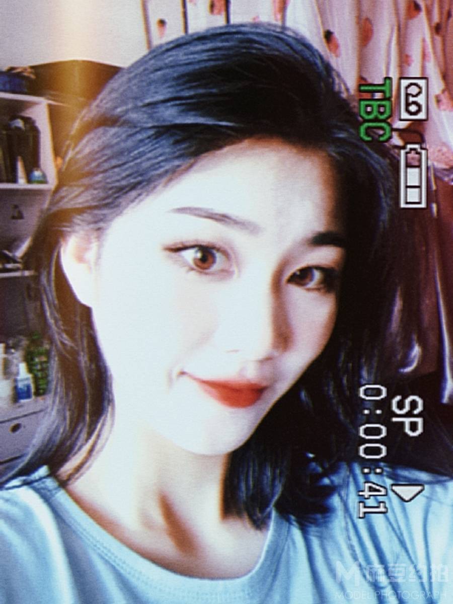 妆容模特