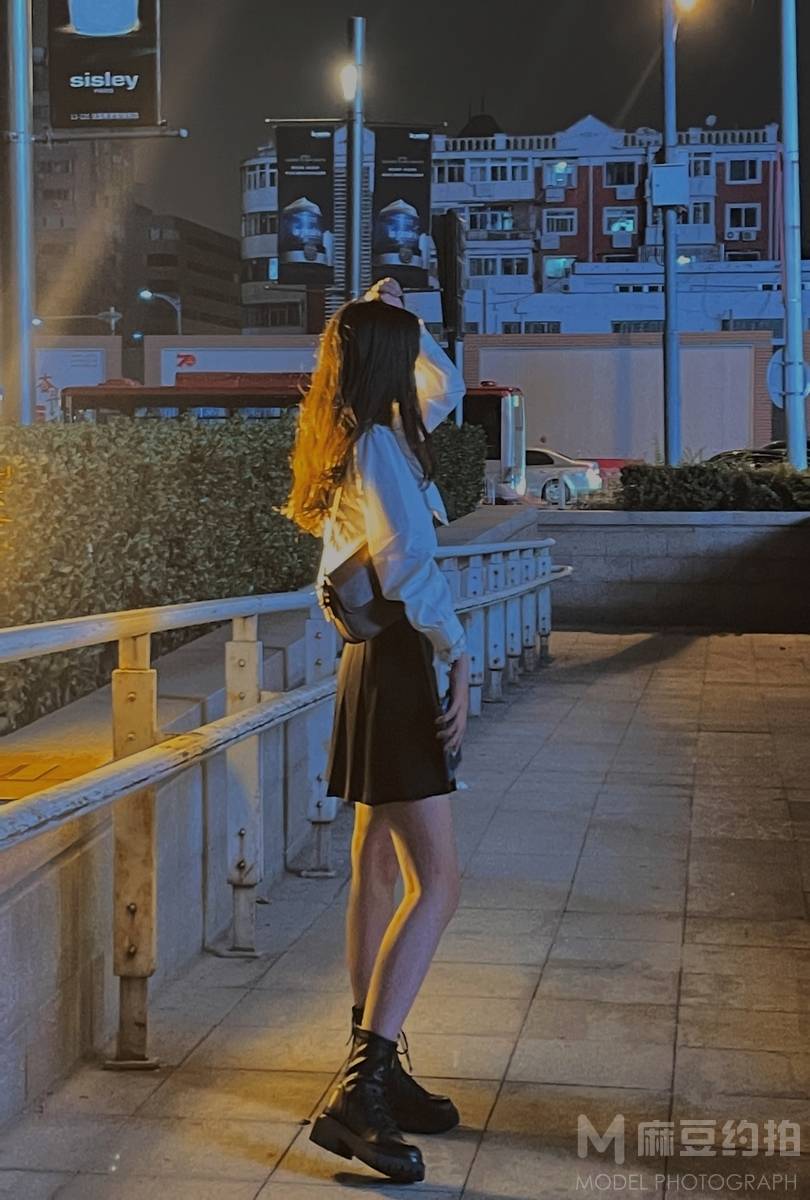 校园模特