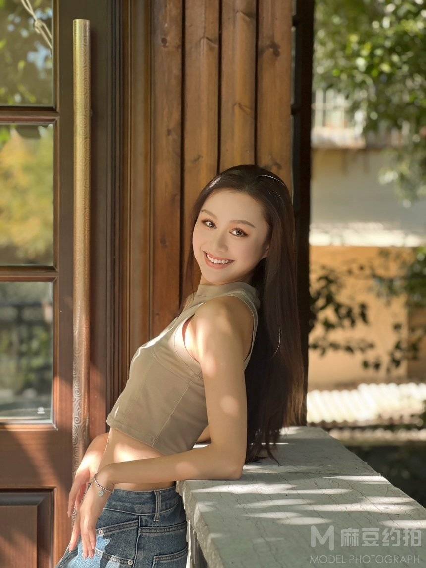 胶片模特