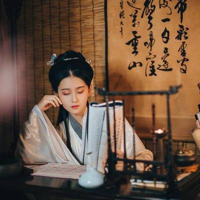 汉服模特