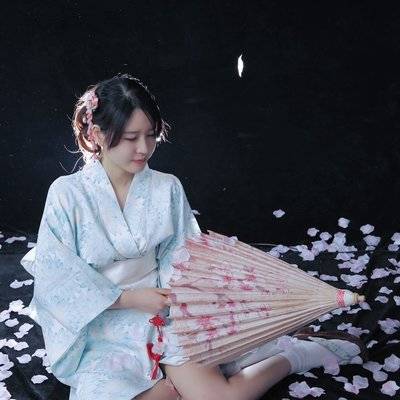 和服模特