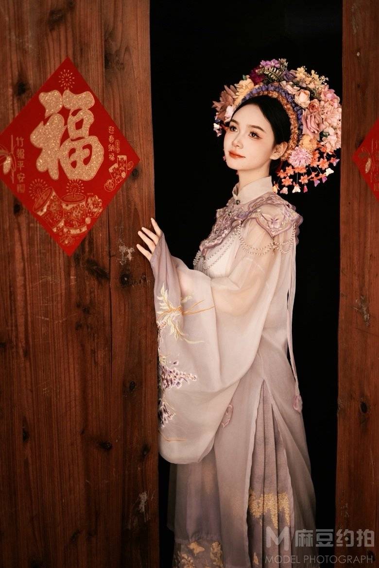 妆容模特