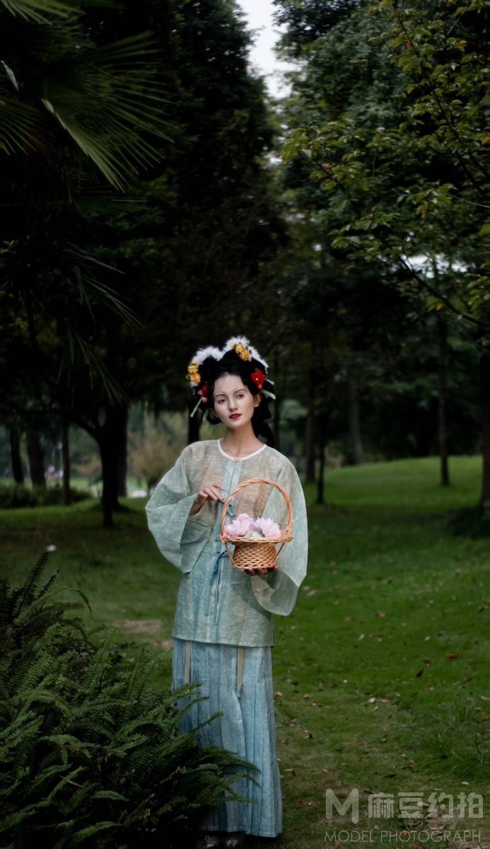 汉服模特