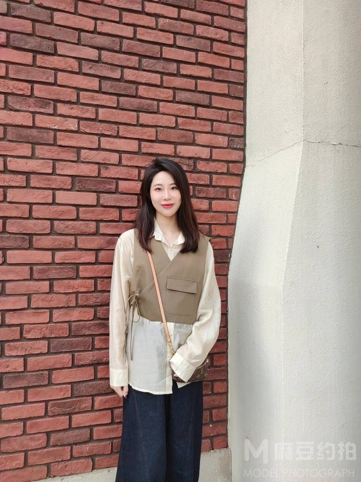 清新模特