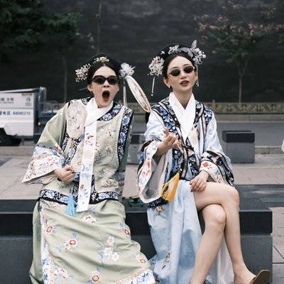 汉服模特