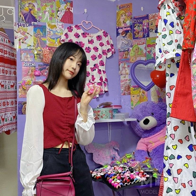 少女模特