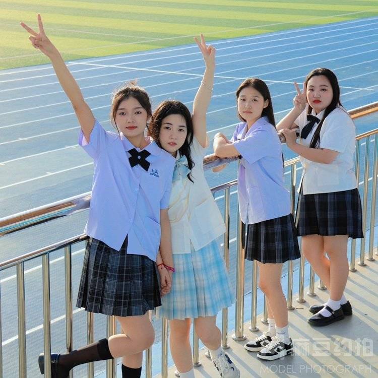 清新模特