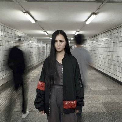 情绪模特