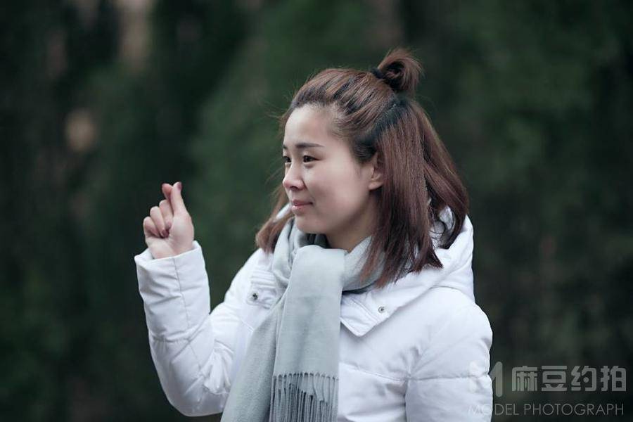 情绪模特
