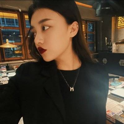 黑白模特