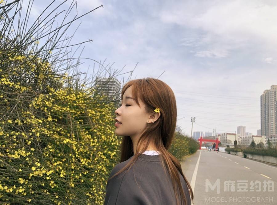校园模特