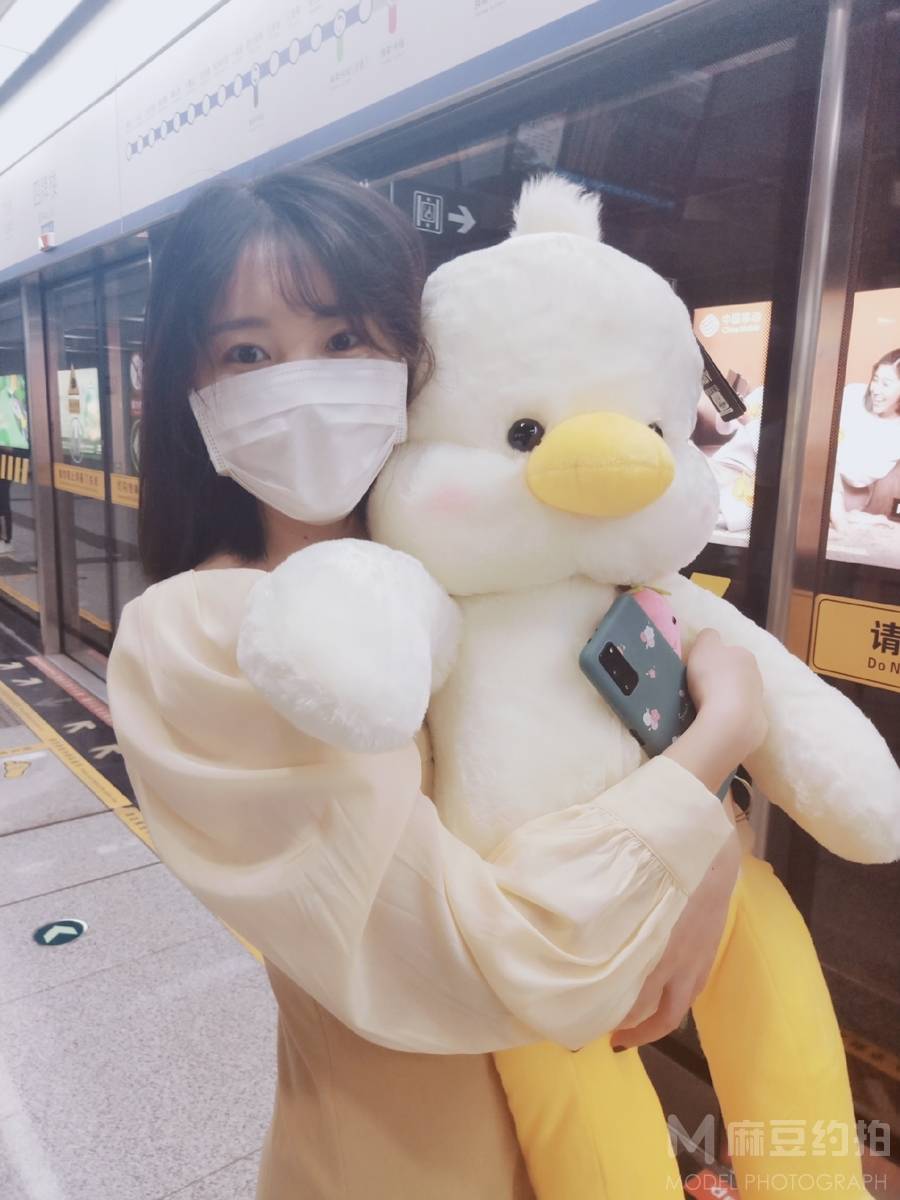 清新模特