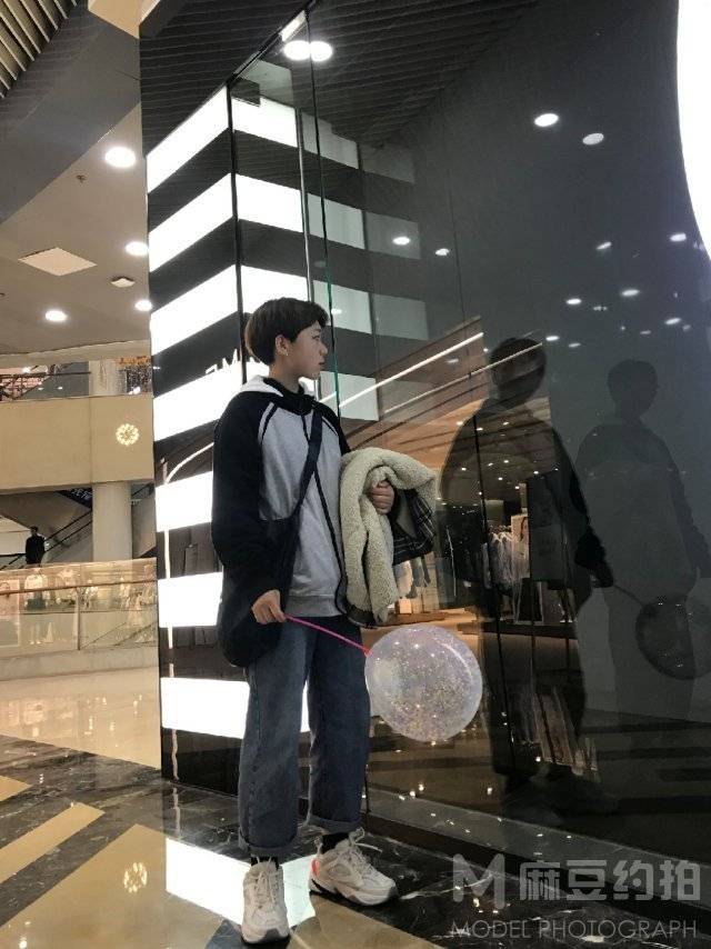 校园模特