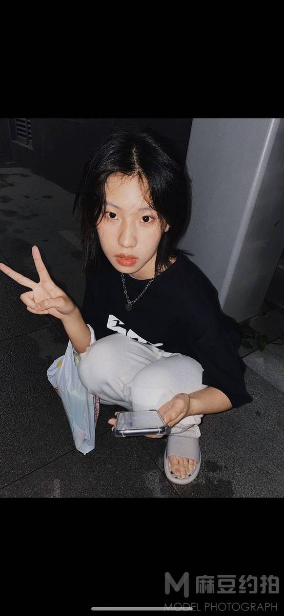 纪实模特