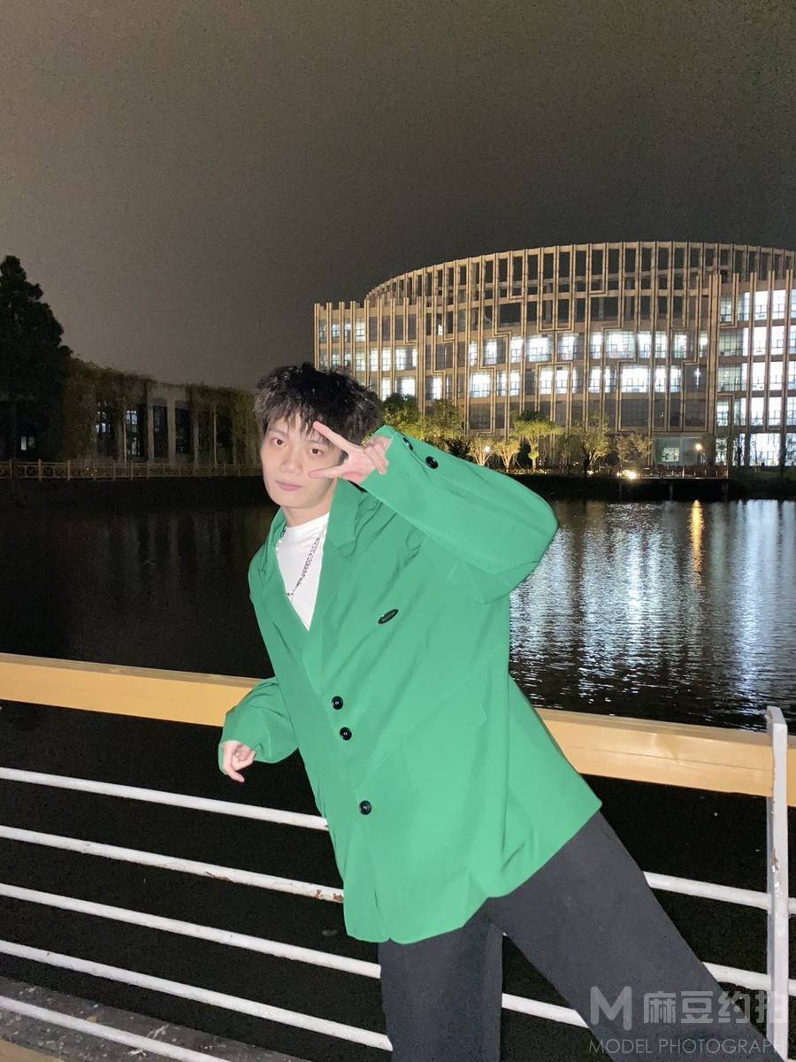 情侣模特