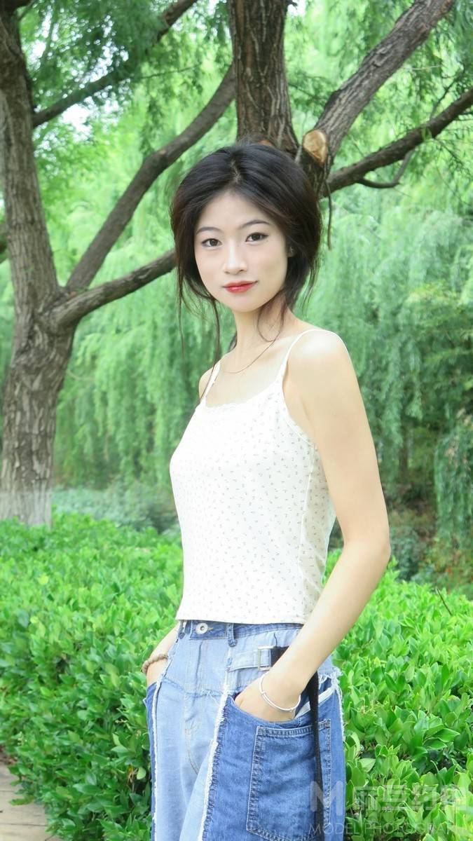 纪实模特