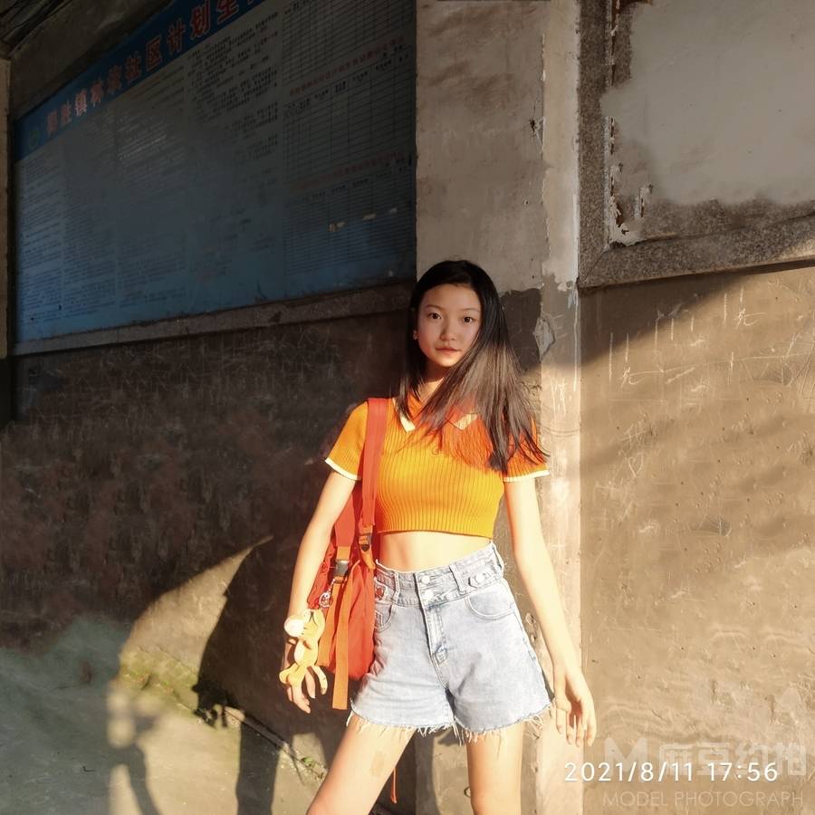 少女模特
