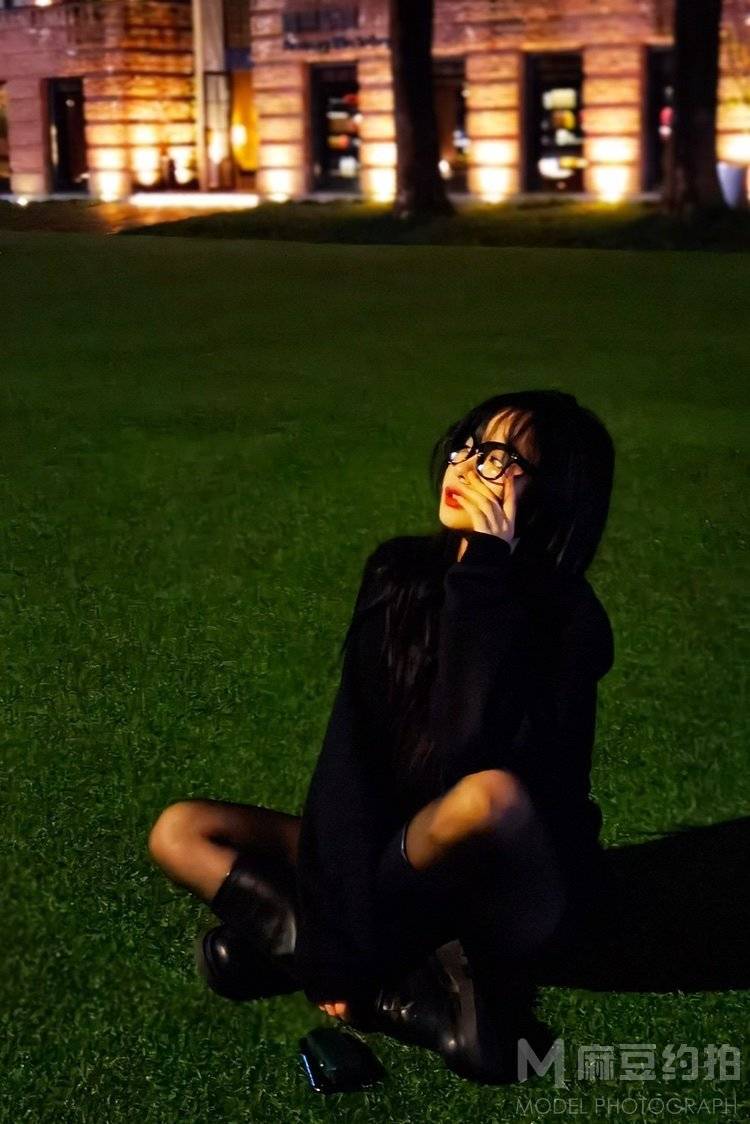 夜景模特