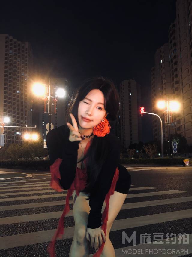 夜景模特