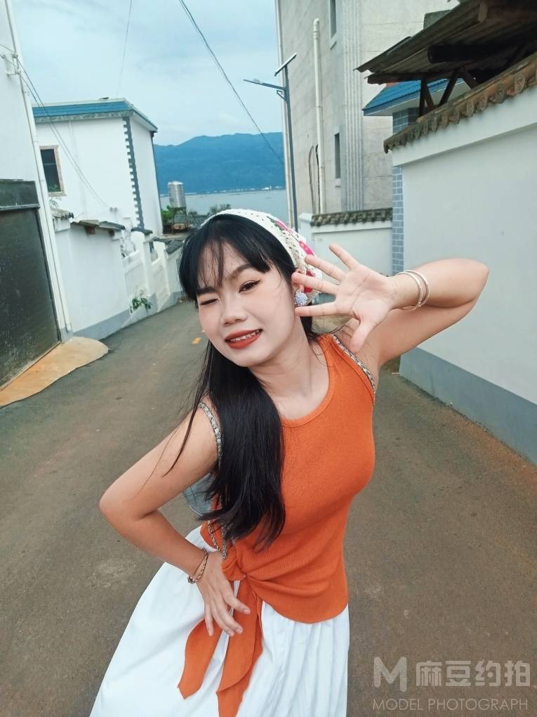 清新模特