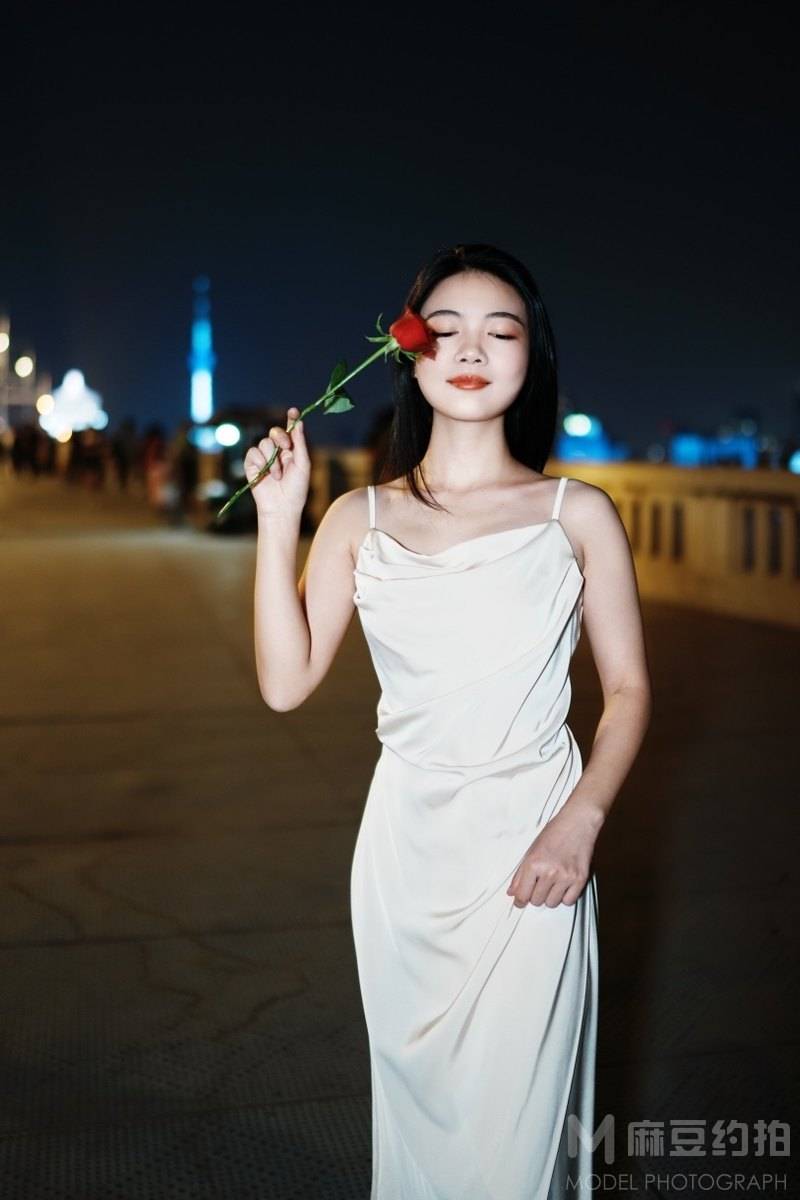 夜景模特