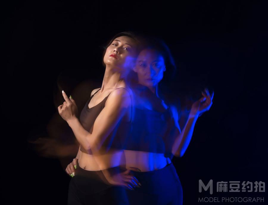 暗黑模特