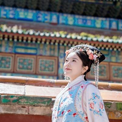 汉服模特