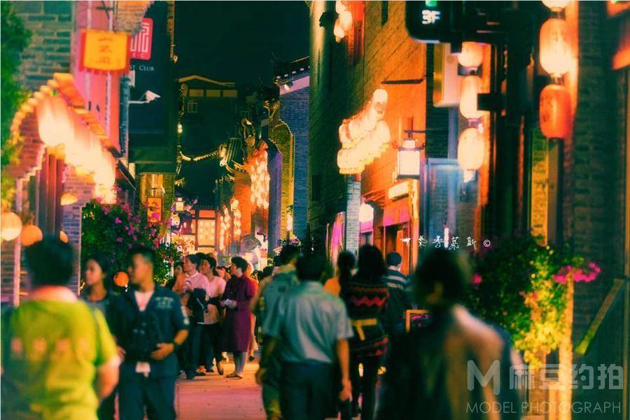 夜景模特