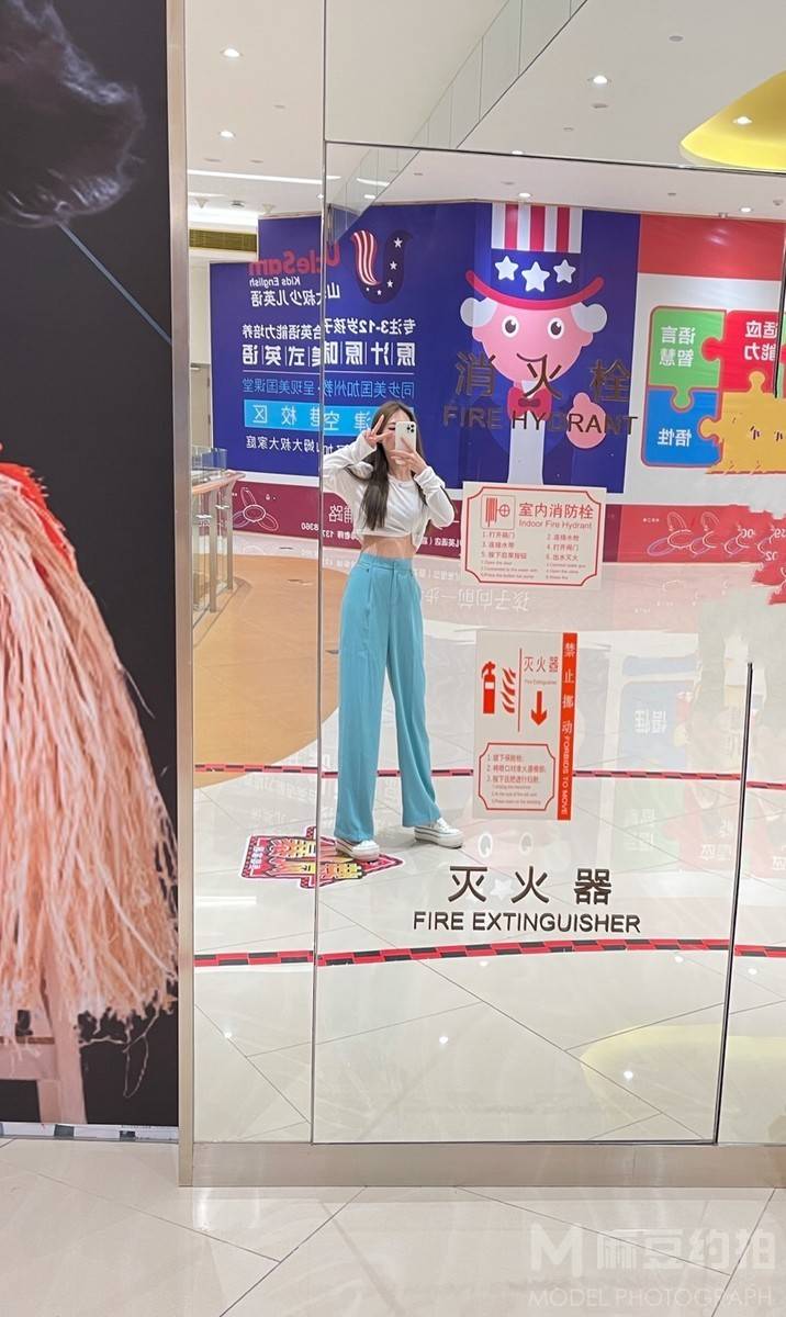 清新模特