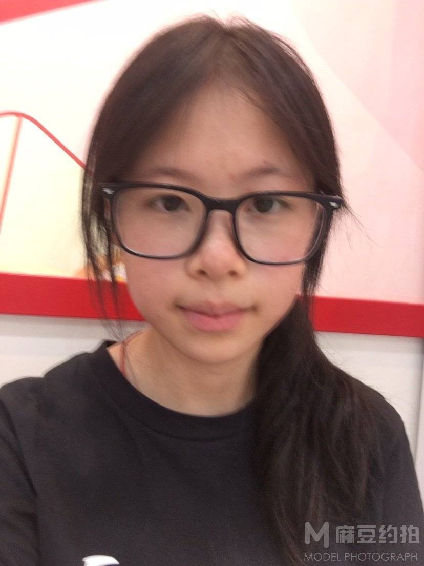 胶片模特