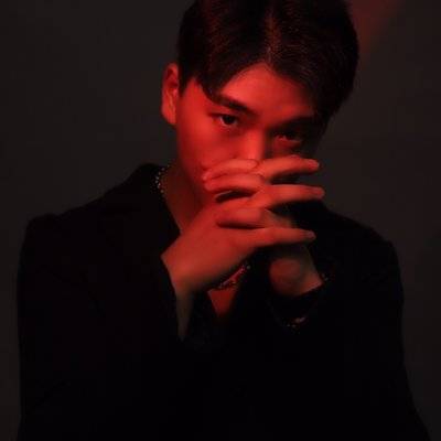 黑白模特