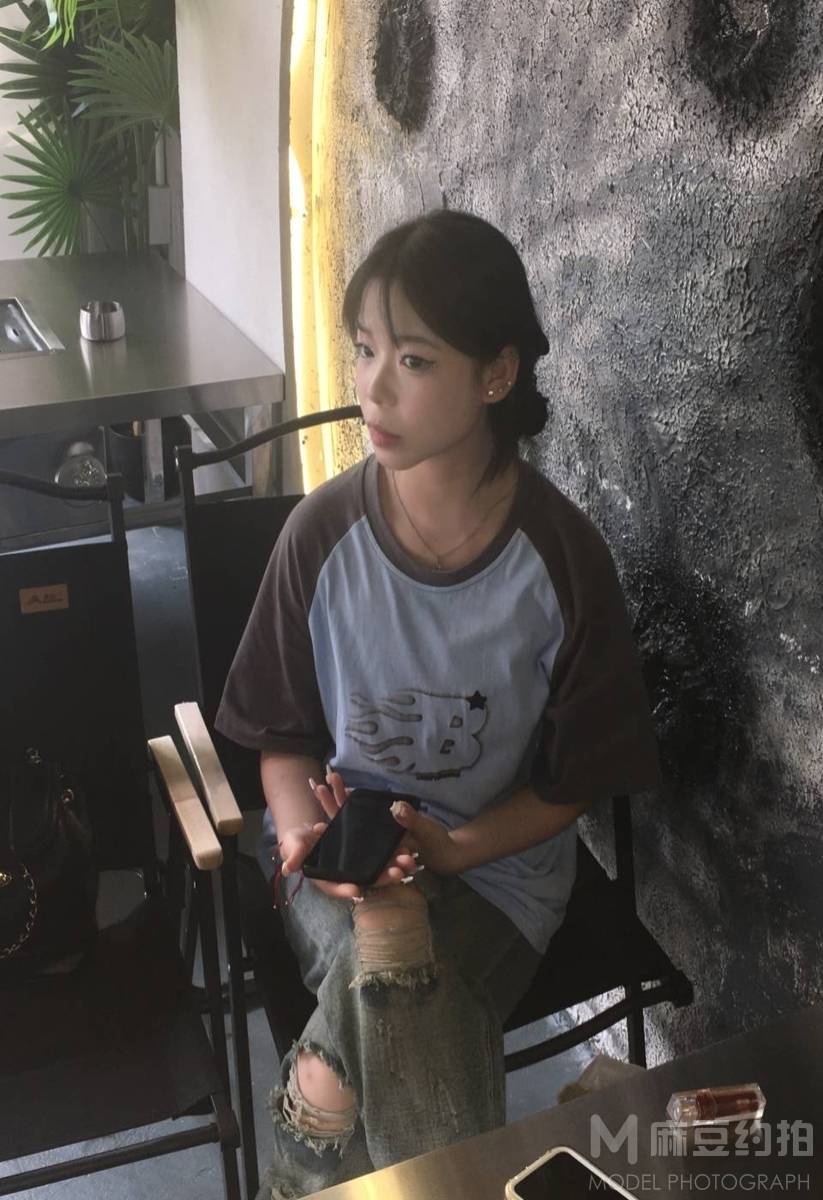 胶片模特