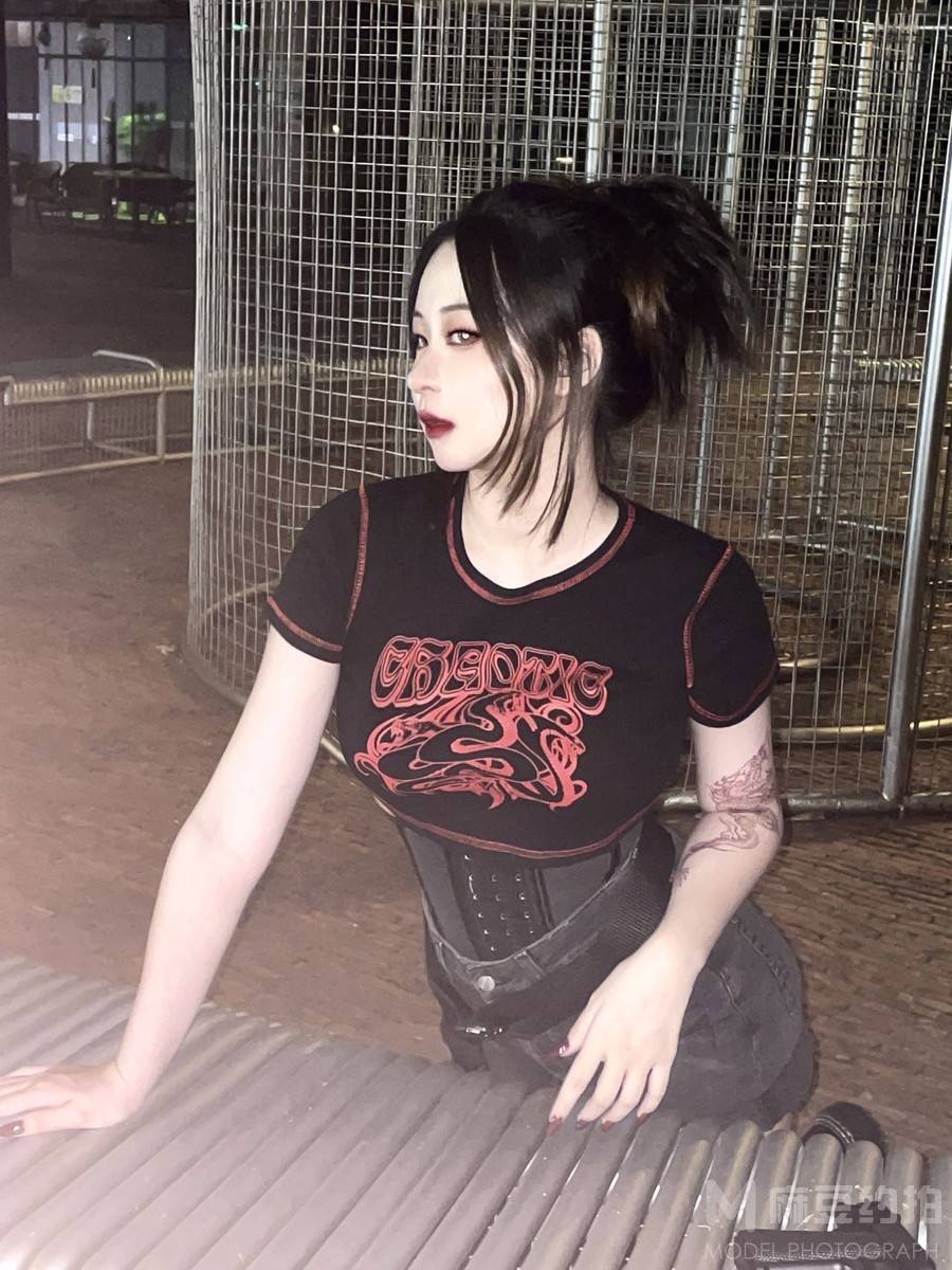 暗黑模特