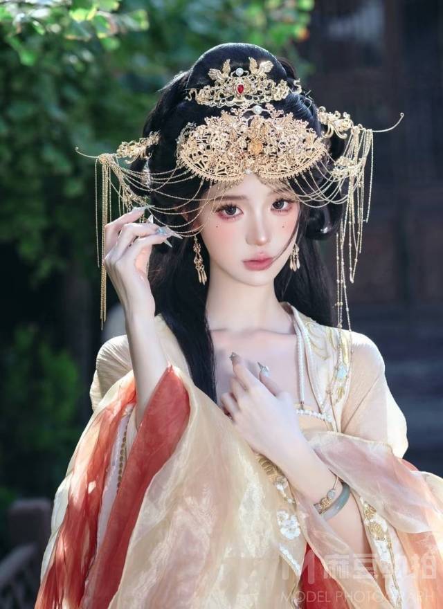 民国模特